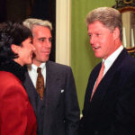 Två dussin personer med koppling till Jeffrey Epstein har avlidit under mystiska omständigheter