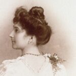 Världens äldsta person rökte, drack vin och åt choklad