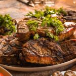 Ny rapport från EAT: Vi bör äta högst 15 gram kött om dagen – ska äta bönor och linser