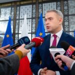 EU-anpassning: Polen tar bort orden ”man” och ”kvinna” från vigselbevisen